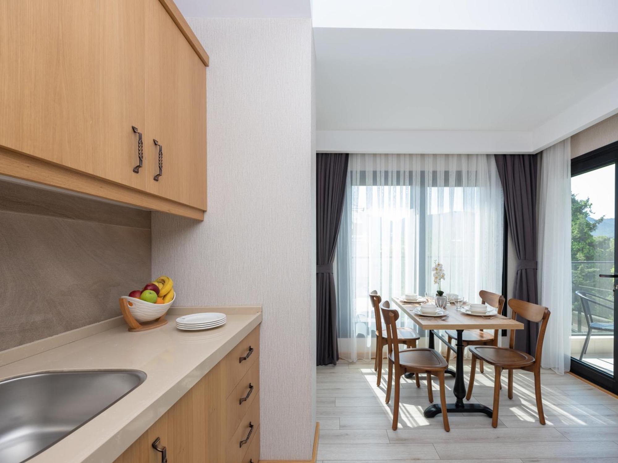 Ma-Si Urla Hotel Buitenkant foto