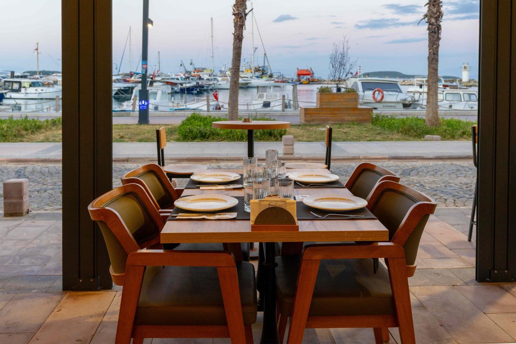 Ma-Si Urla Hotel Buitenkant foto